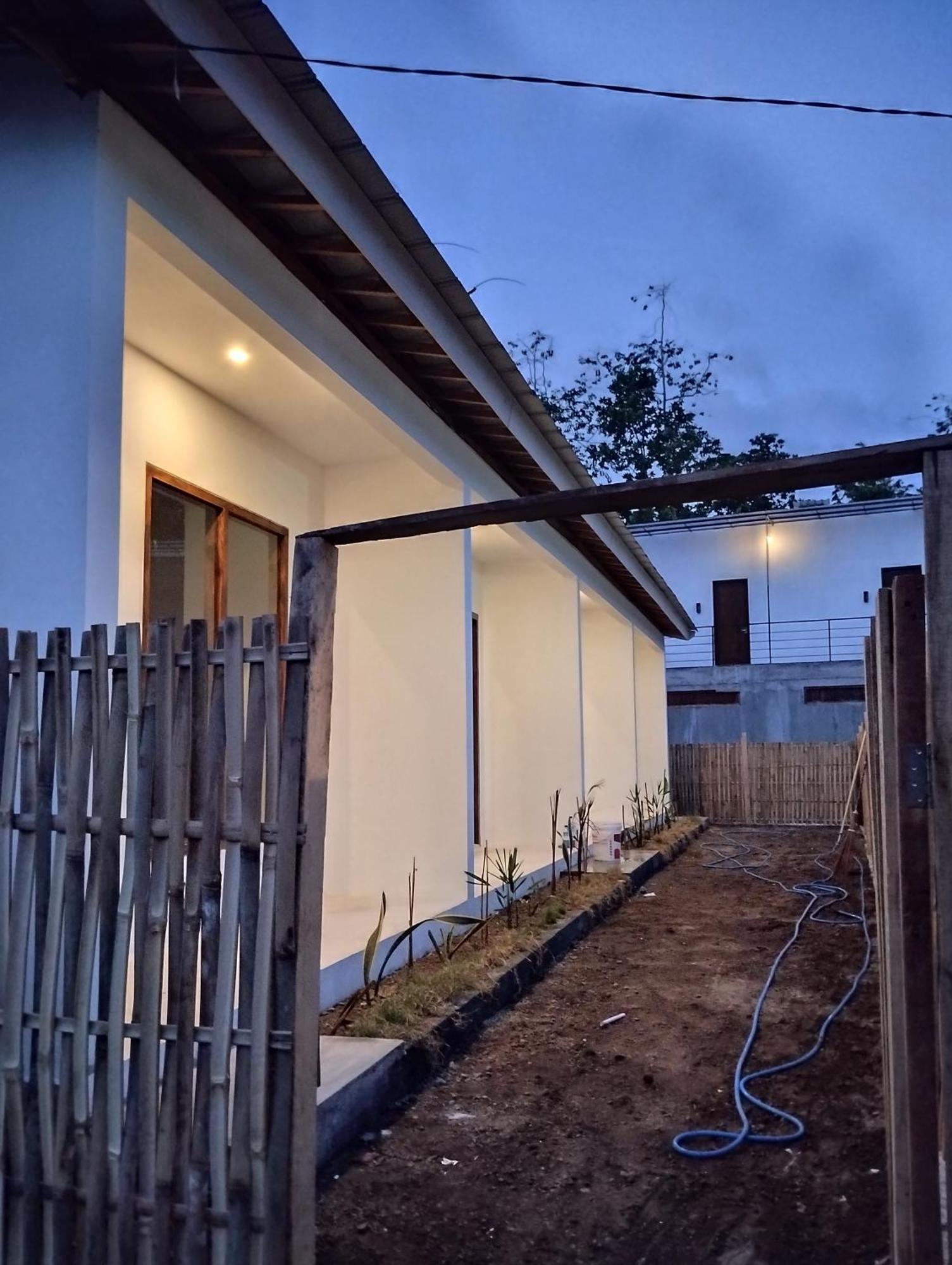 The Corner Homestay Kuta  Bagian luar foto