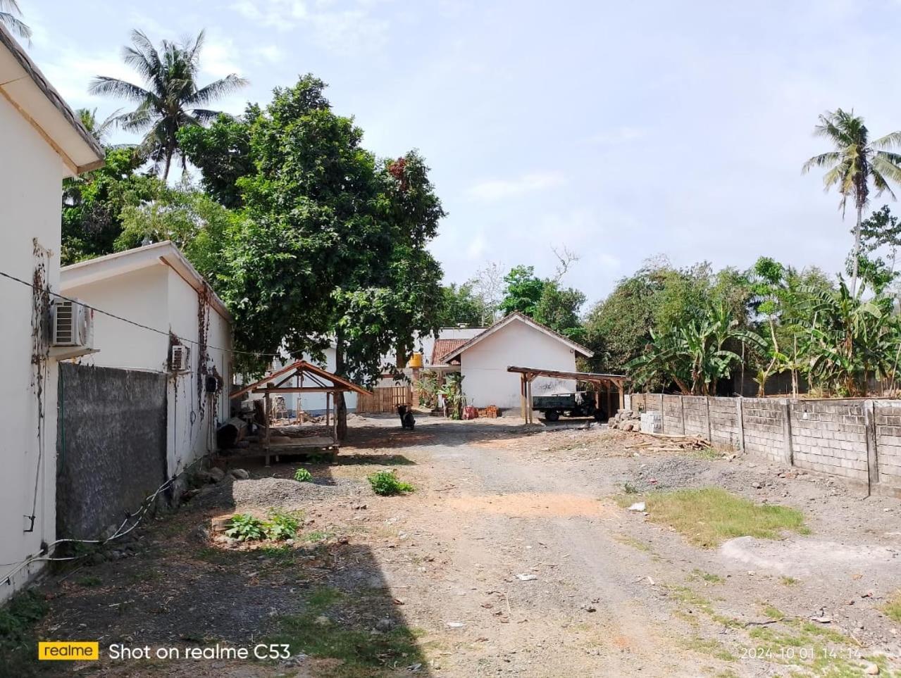 The Corner Homestay Kuta  Bagian luar foto