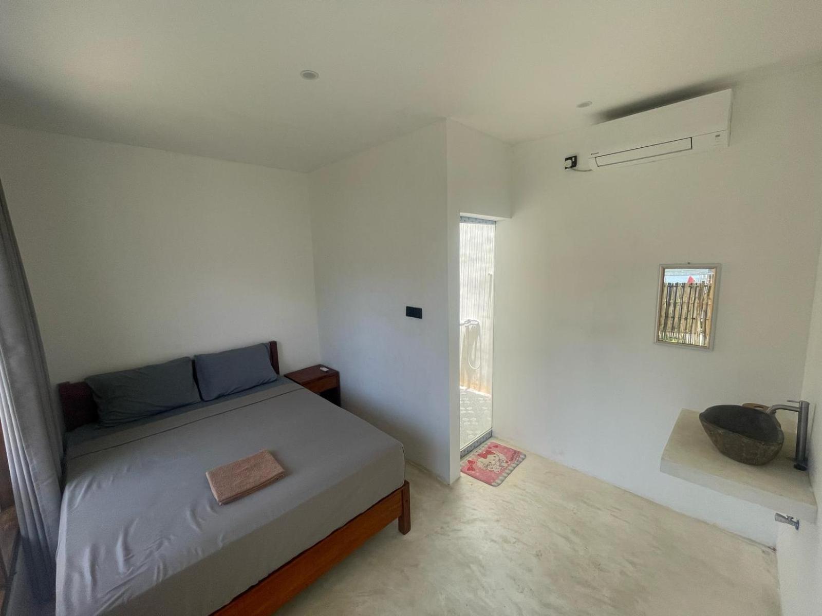 The Corner Homestay Kuta  Bagian luar foto