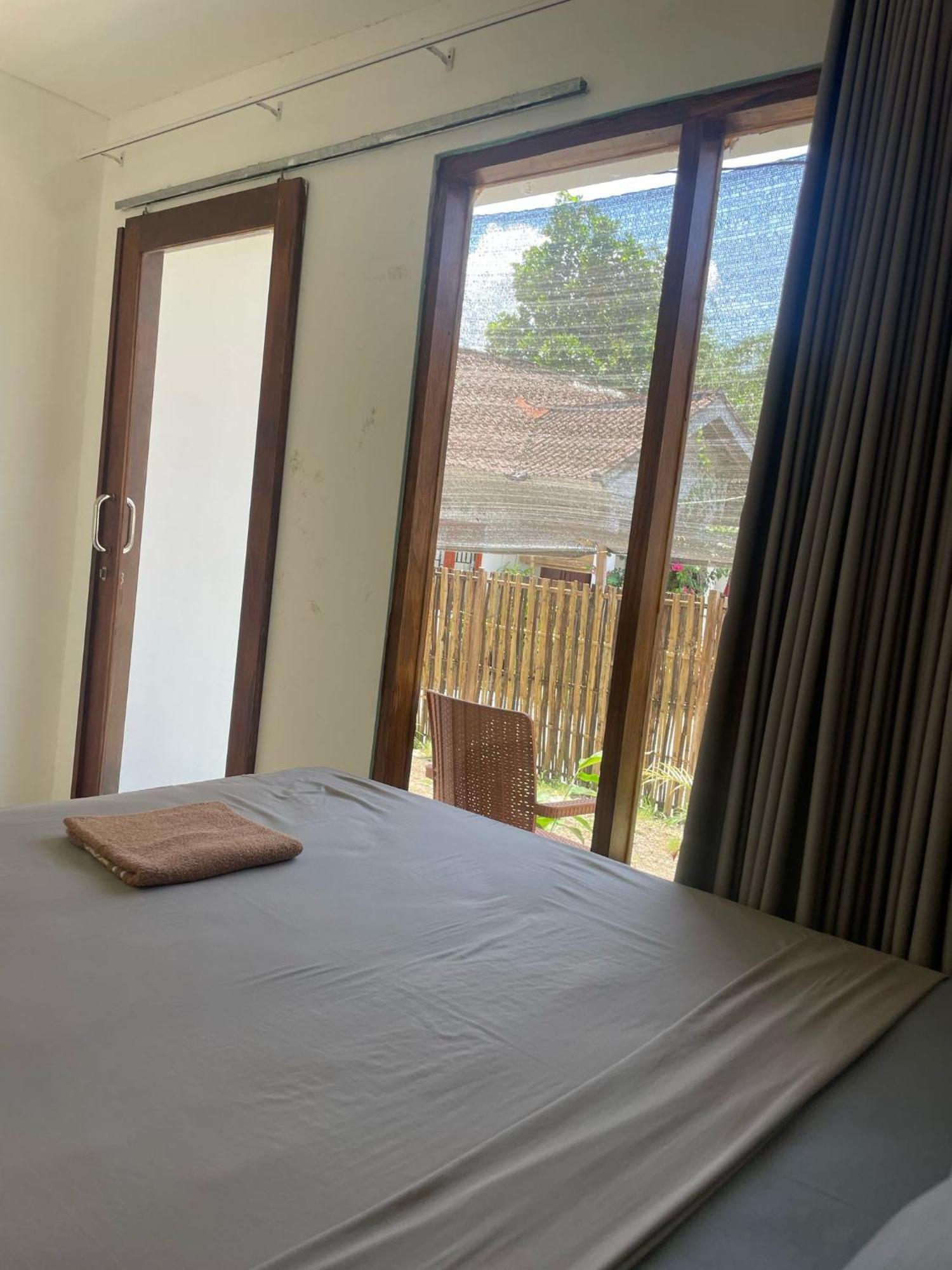The Corner Homestay Kuta  Bagian luar foto