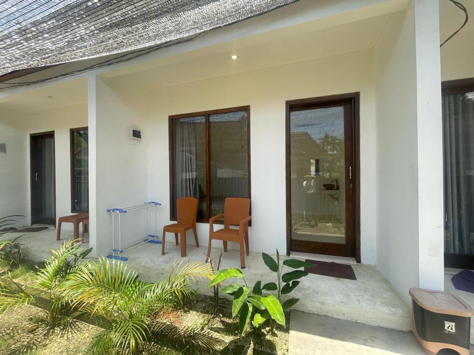 The Corner Homestay Kuta  Bagian luar foto